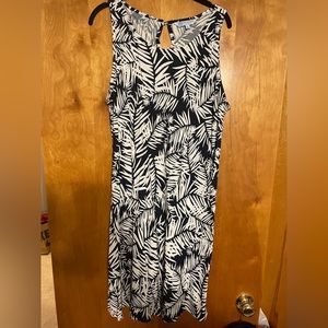 Escapada A-line navy and white dress. New without tags.